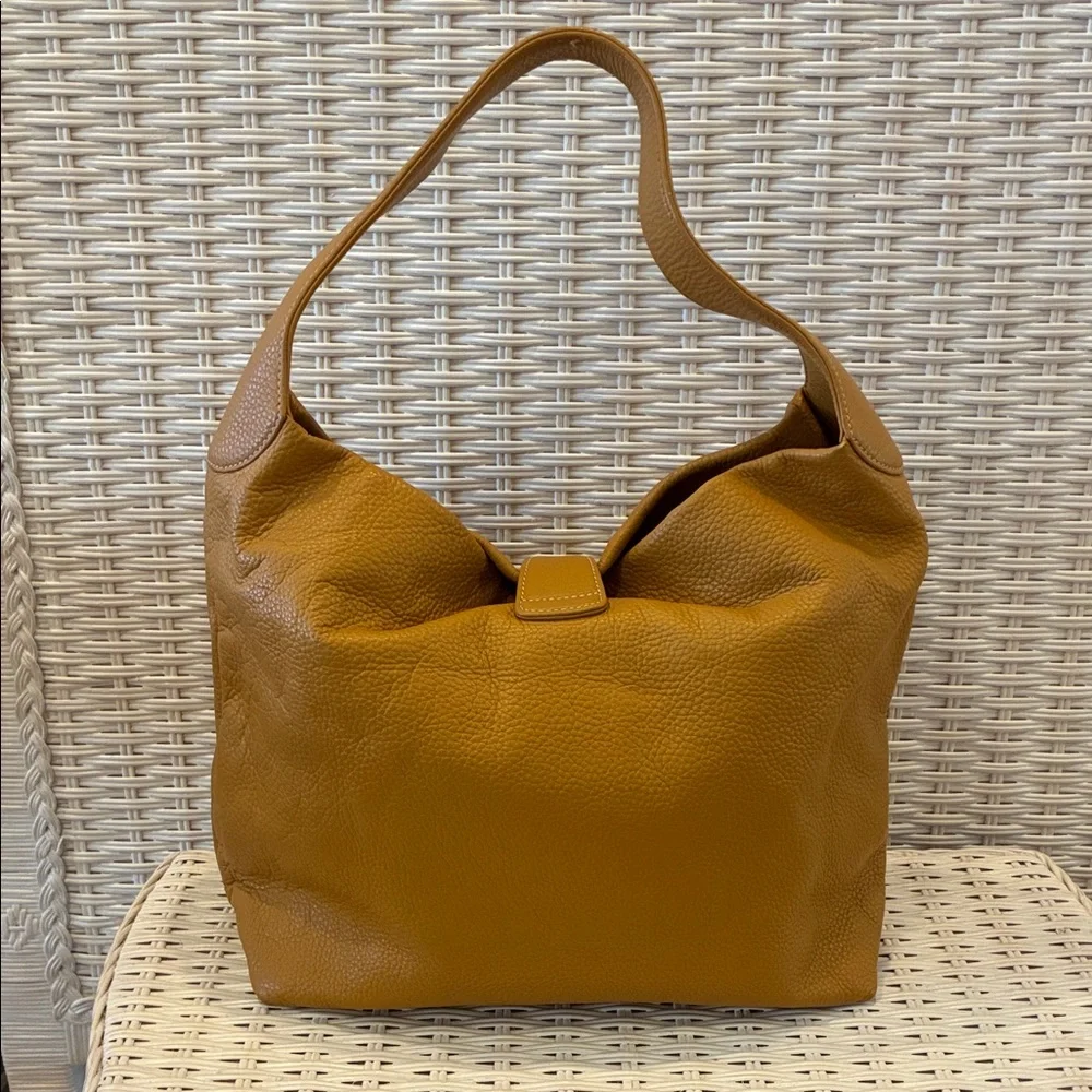 🆕 Dooney & Bourke Leather Shoulder Bag - Excellent Used Condition